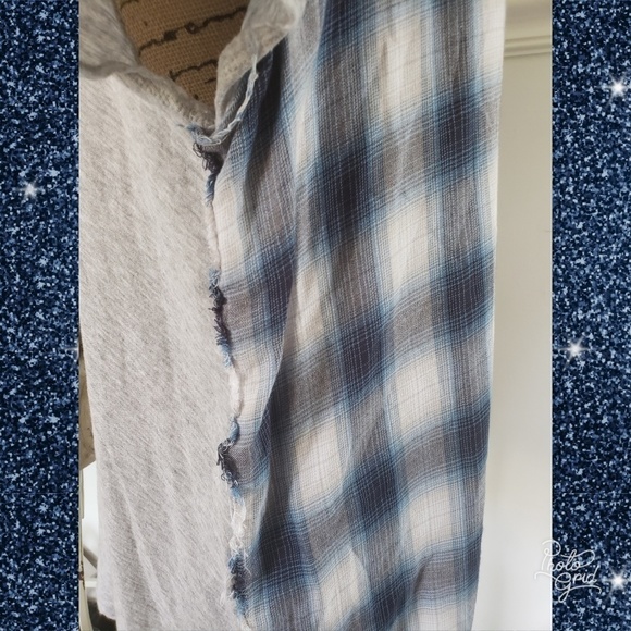 💋Vince Camuto plaid blue tshirt sz xl - Picture 5 of 5